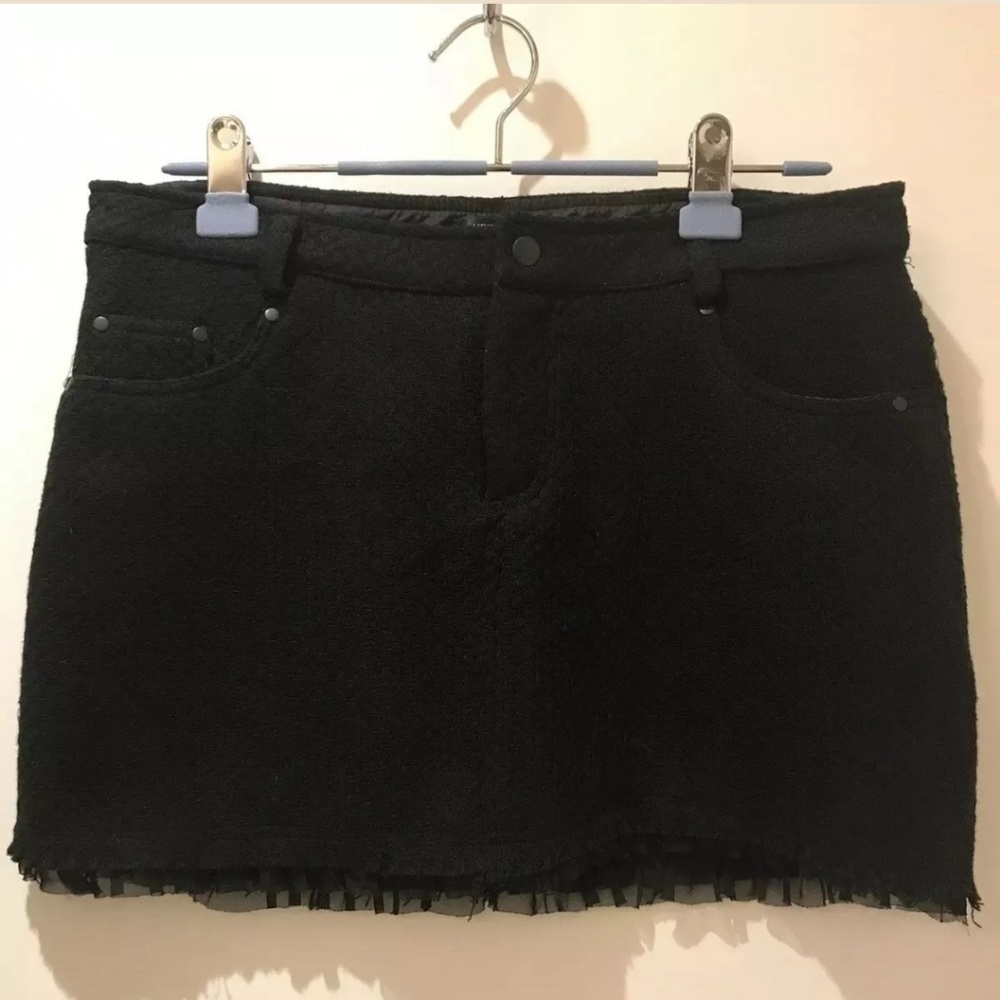 Urban Behavior Black Tweed Style Mini Skirt Size M - Picture 1 of 8